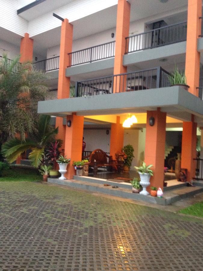 Baan Khun Yai Hotel Nakhon Ratchasima Bagian luar foto